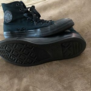 Converse hi-top chuck taylor